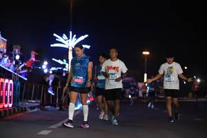 BIB: 45021, 42228, 4145
                            <button type="button" onclick="openModal(20752870)" class="btn btn-primary btn-sm float-right btn-popup" data-toggle="modal" data-target=".modal-high-quality">
                        <i class="fas fa-shopping-cart"></i> Add to Cart
                    </button>
                                            <button type="button" onclick="isThisMe(20752870, true)" class="btn btn-success btn-sm float-right btn-popup btn-isme hidden" data-toggle="tooltip" data-placement="bottom" title="นี่คือรูปของคุณใช่ไหม คลิกที่นี่เพื่อเอาเข้าอัลบั้ม">
                        <i class="fas fa-plus"></i> Add to album
                    </button>
                    <button type="button" onclick="isThisMe(20752870, false)" class="btn btn-warning btn-sm float-right btn-popup btn-isnotme hidden">
                        <i class="fas fa-ban"></i> Remove from album
                    </button>